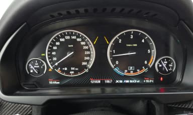 X5 (F15)
