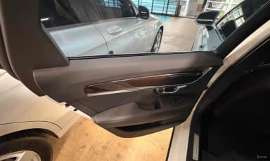 S90