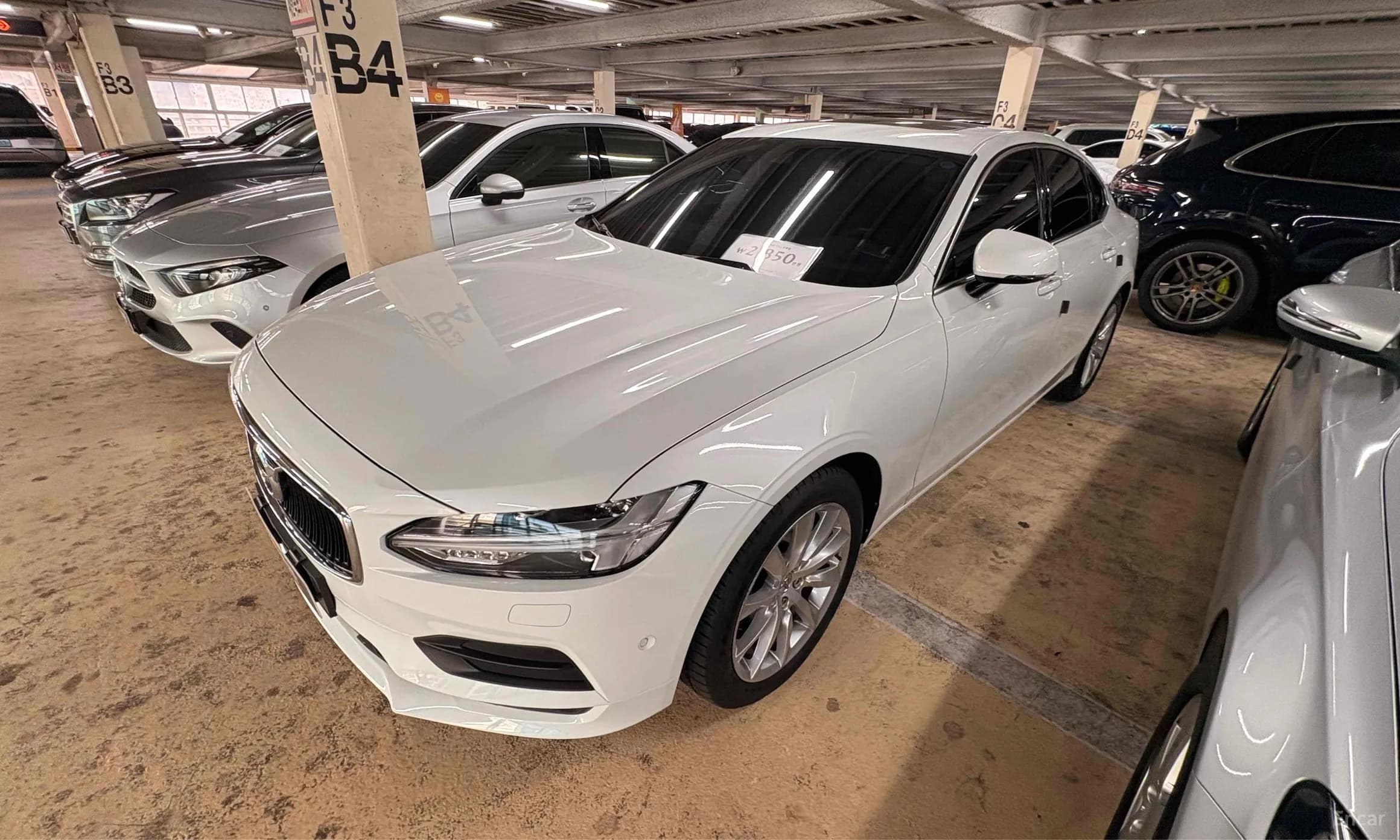 S90
