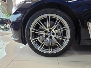 7 Series (G11)