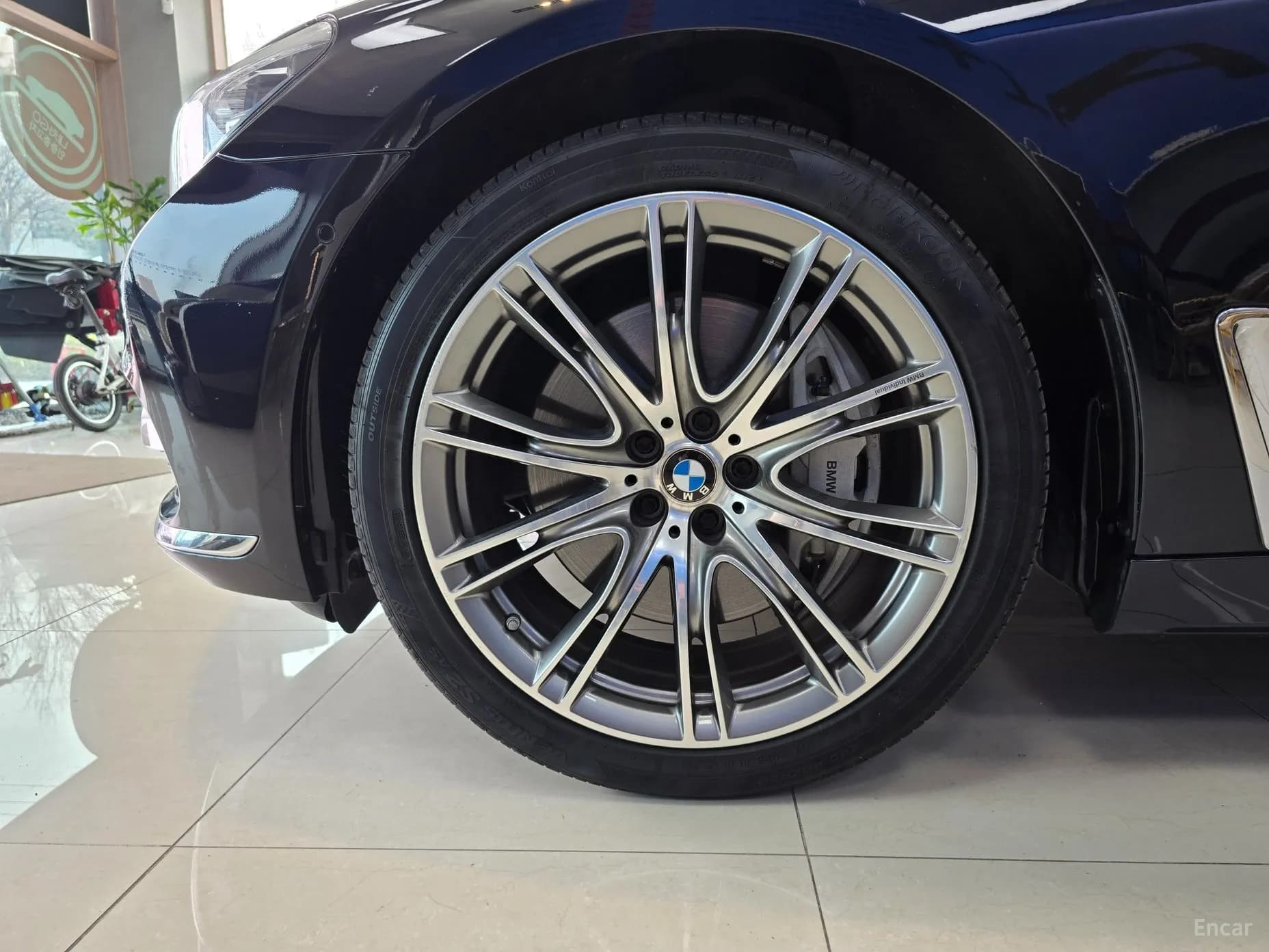 7 Series (G11)