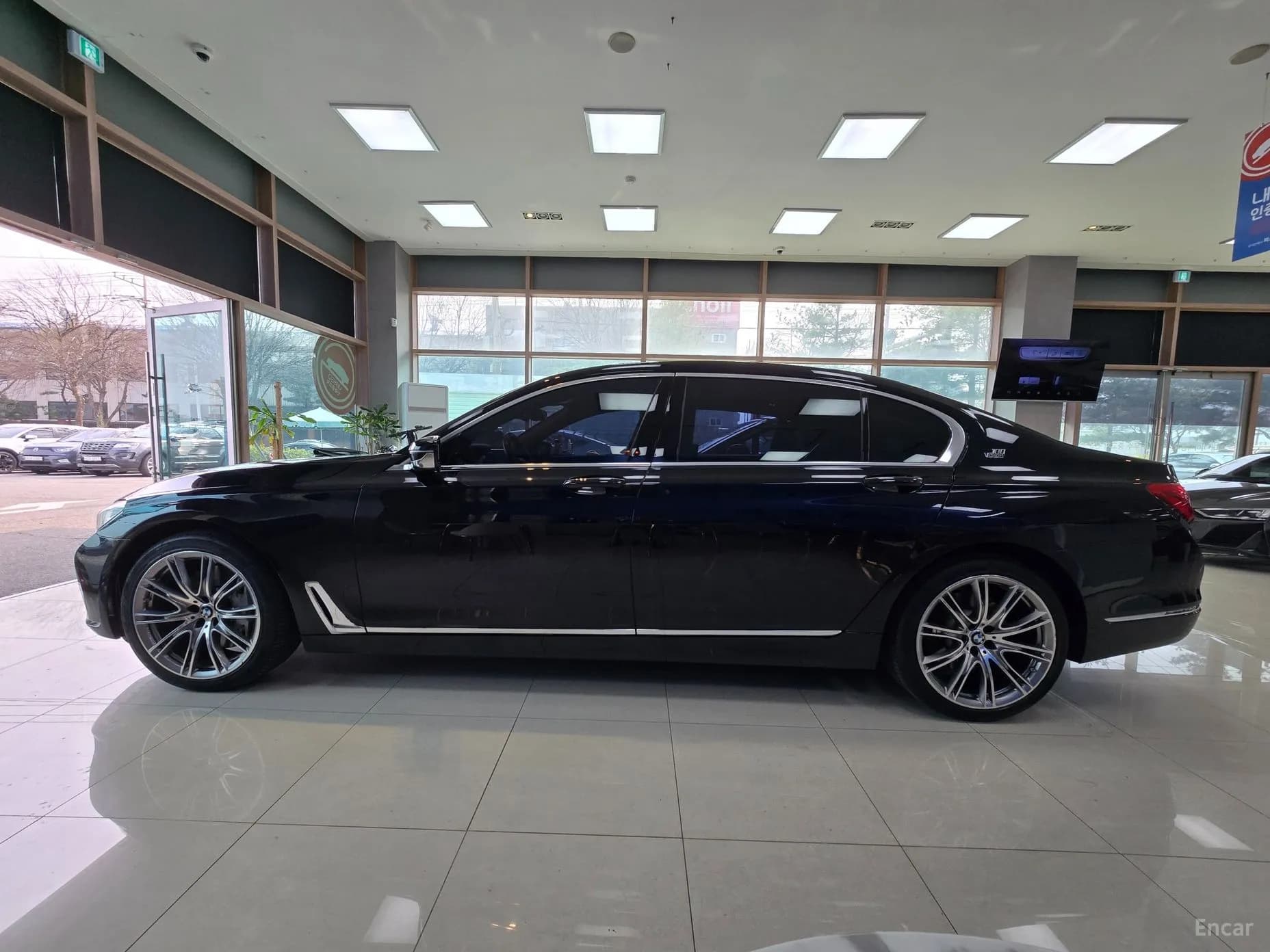 7 Series (G11)