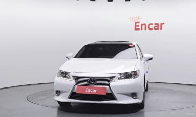 New ES300h