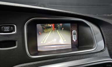 V40 Cross Country