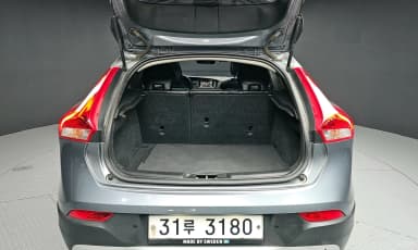 V40 Cross Country