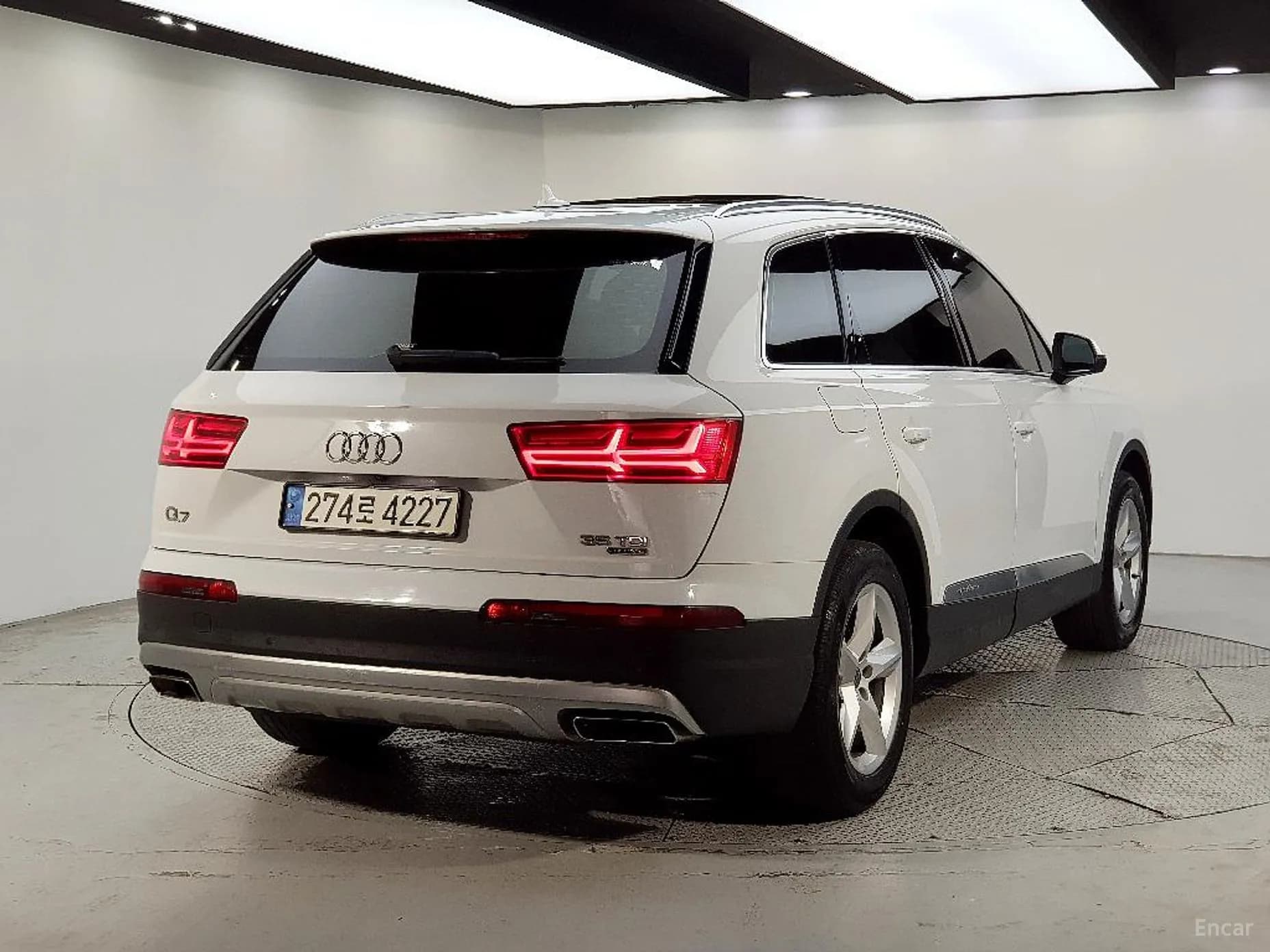 Q7 (4M)