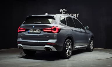 X3 (G01)