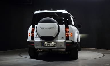 Defender (L663)