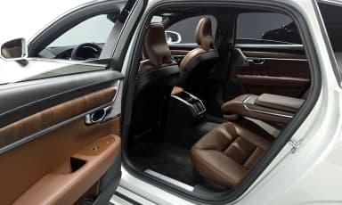 S90