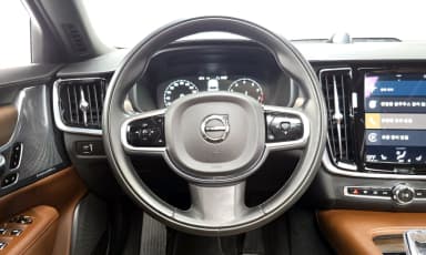S90