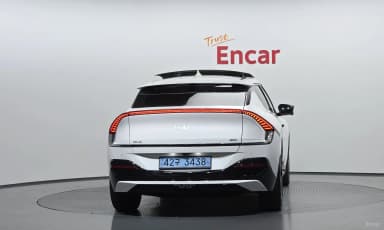 EV6