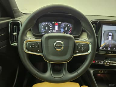 XC40