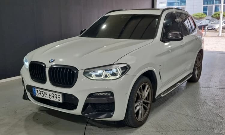 X3 (G01)