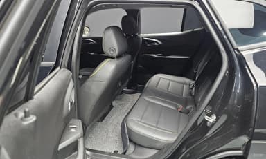 Trax Crossover