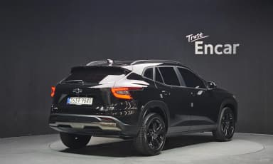 Trax Crossover