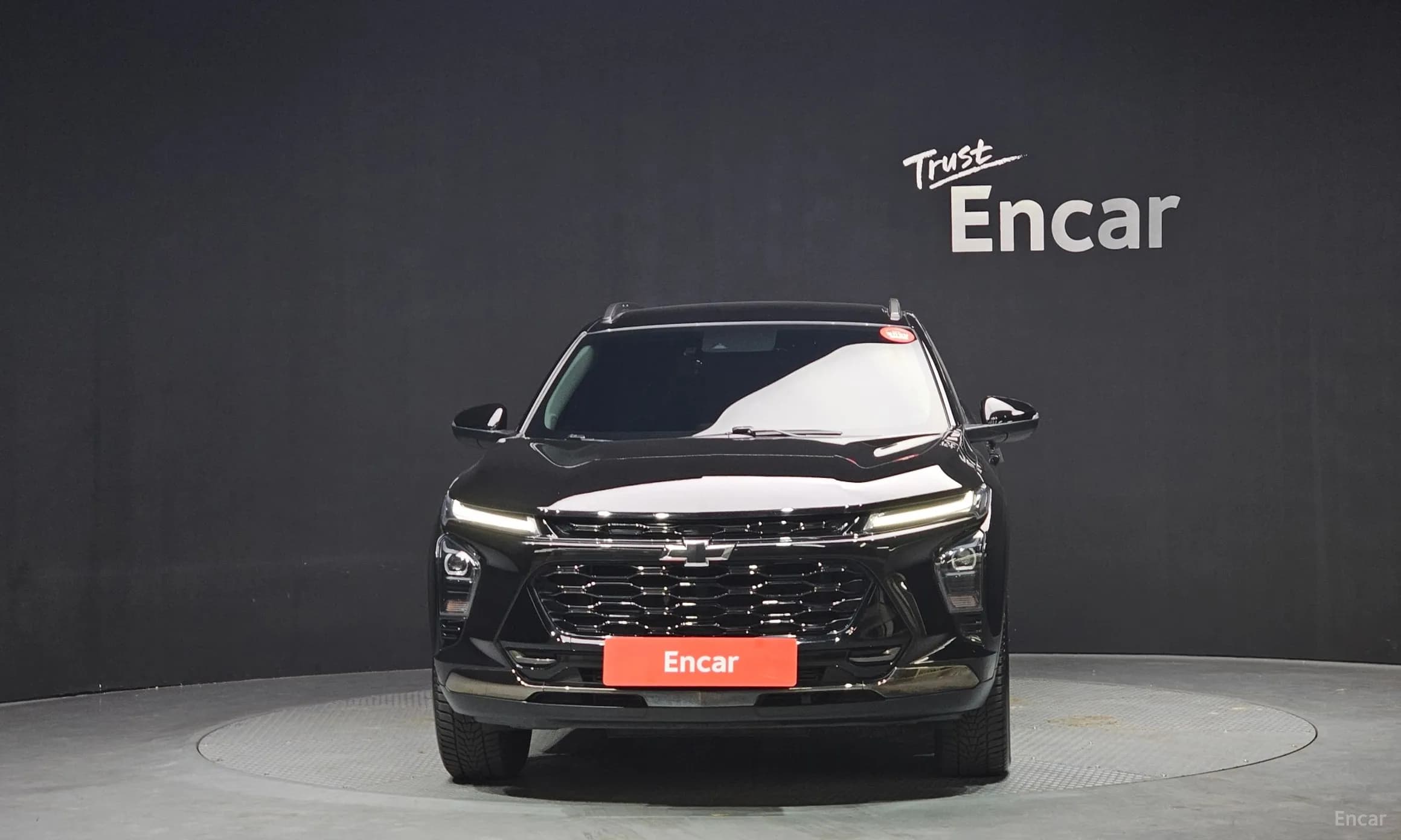 Trax Crossover