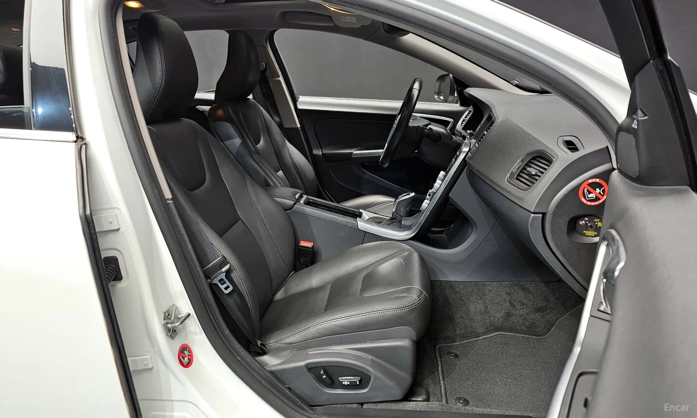 S60