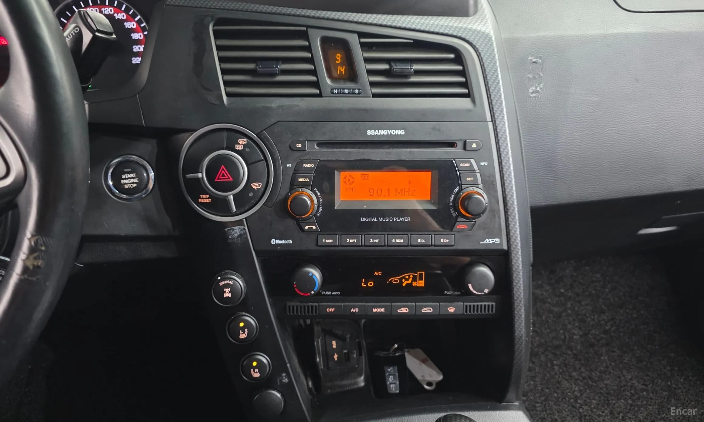 Korando Sports