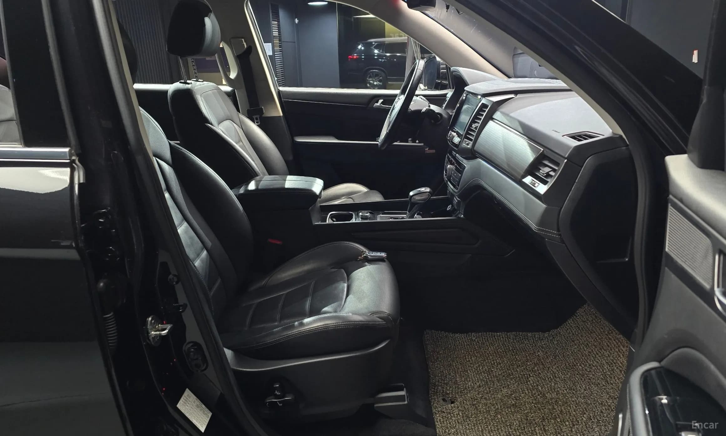 G4 Rexton