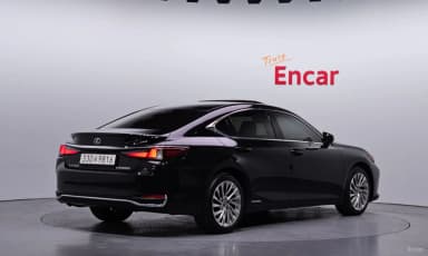 ES300h 7th Generation