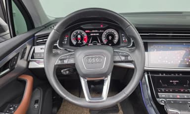 Q7 (4M)