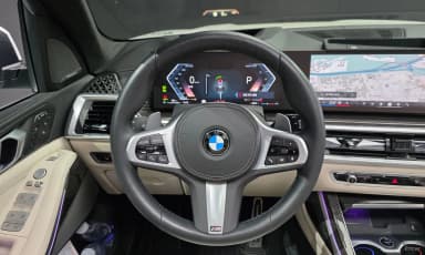 X7 (G07)