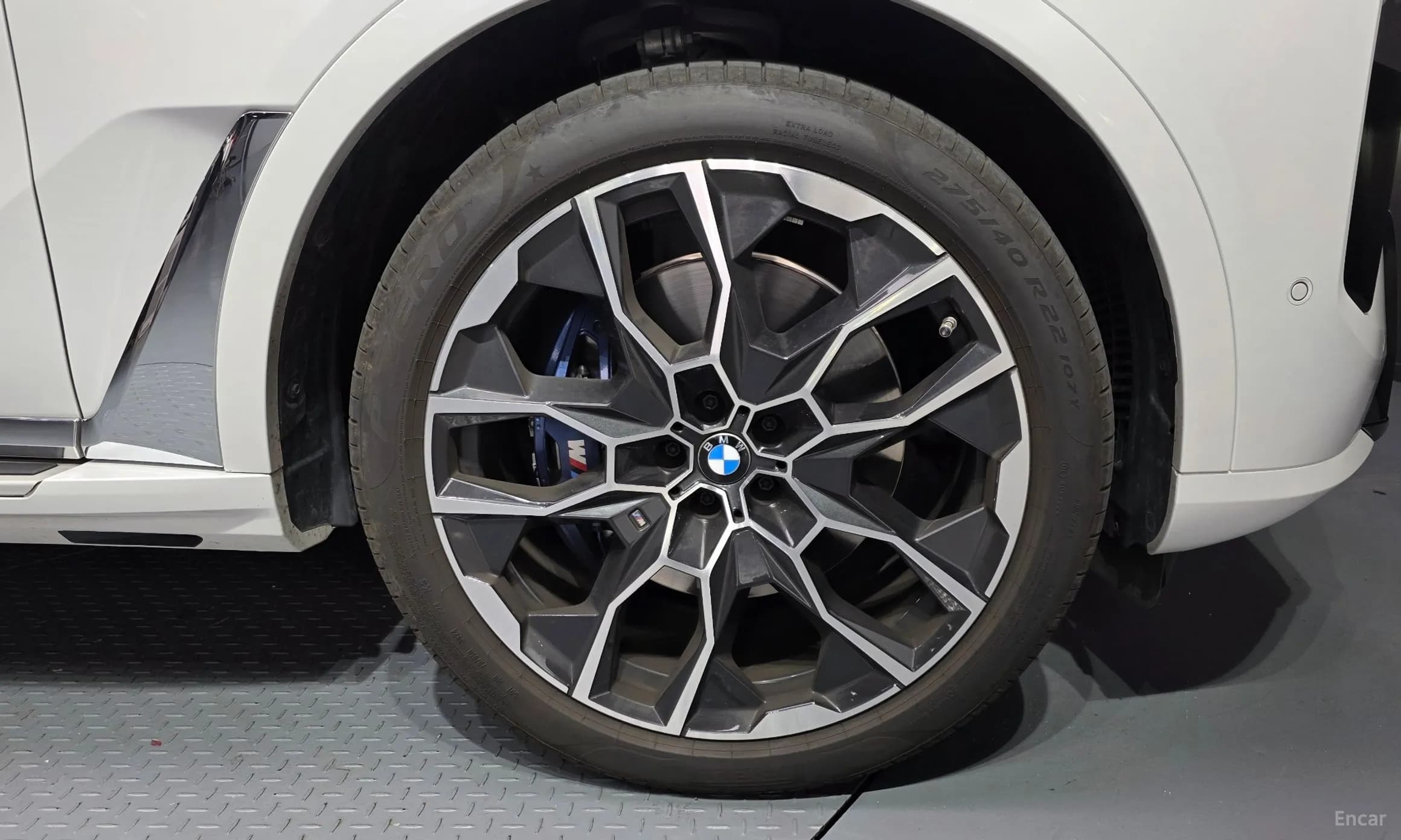 X7 (G07)
