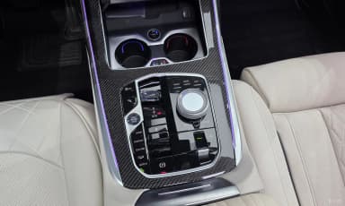 X7 (G07)
