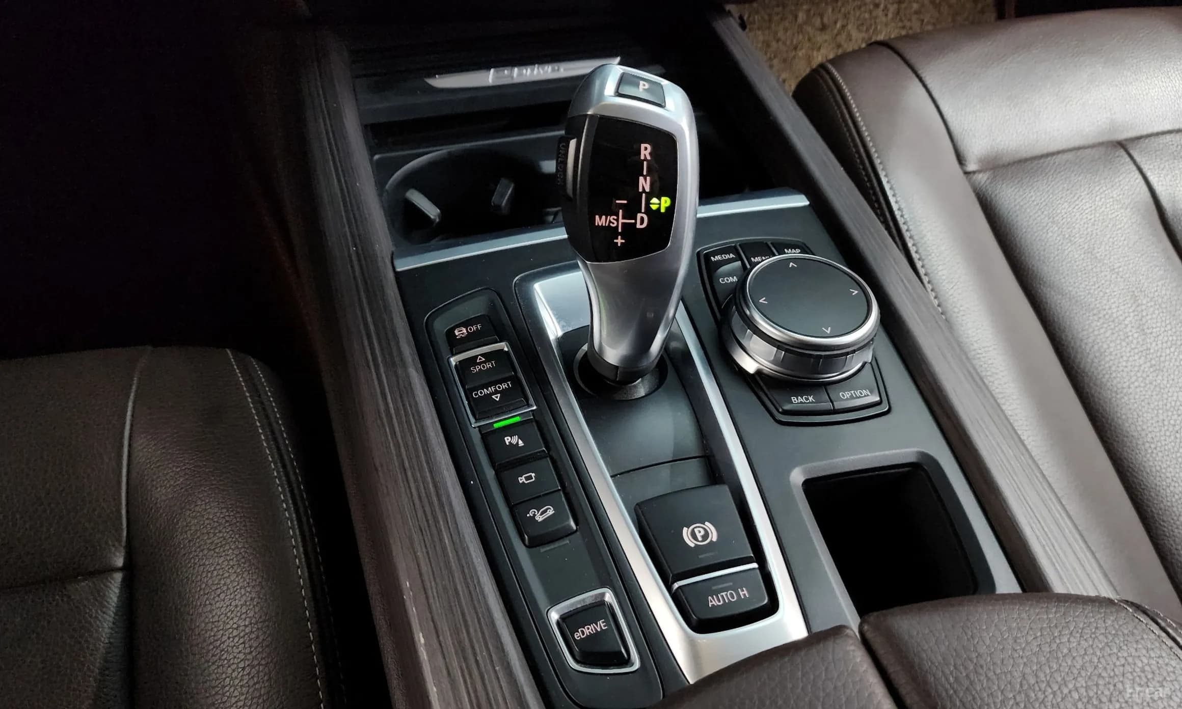 X5 (F15)