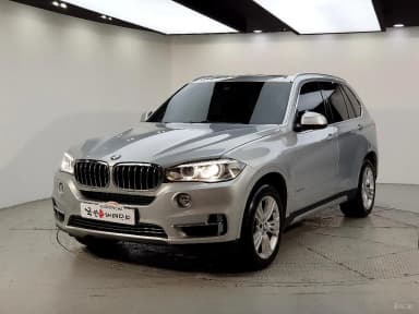 X5 (F15)