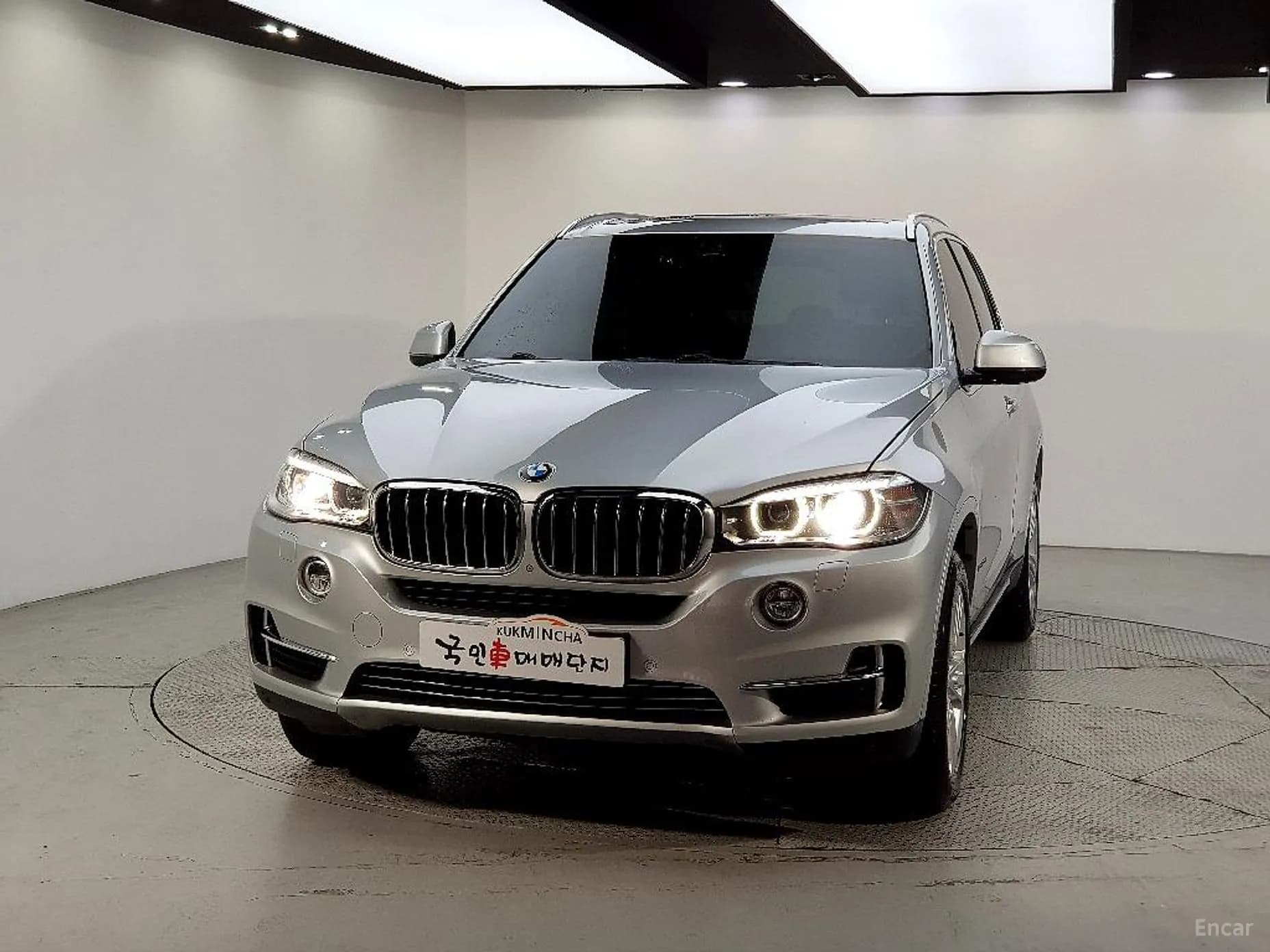 X5 (F15)