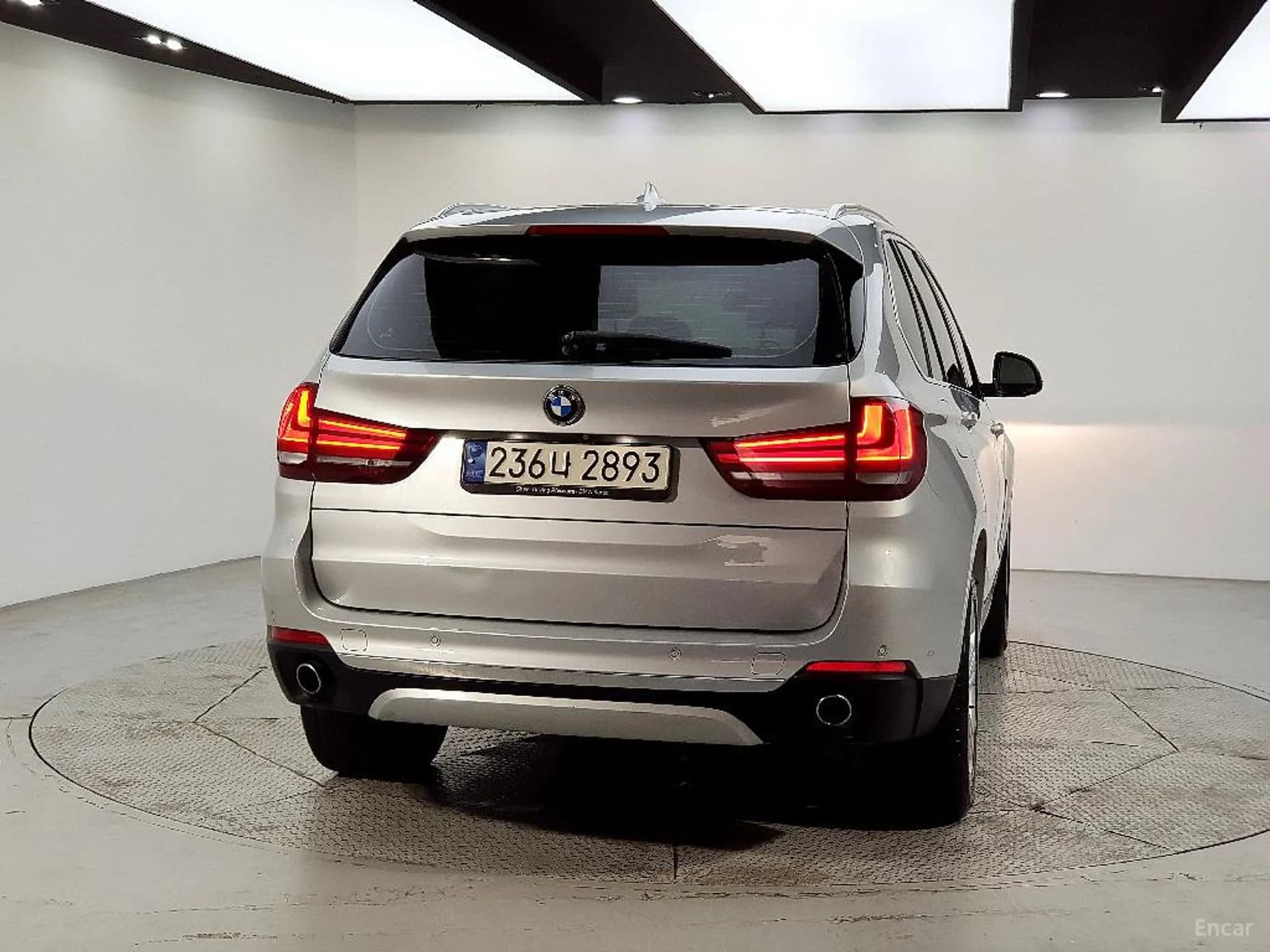 X5 (F15)