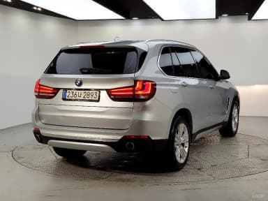 X5 (F15)