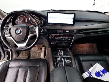 X5 (F15)