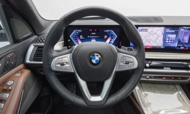 X7 (G07)