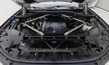 X7 (G07)