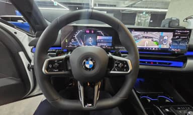 5 Series (G60)