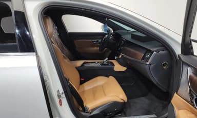 S90
