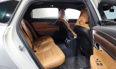 S90