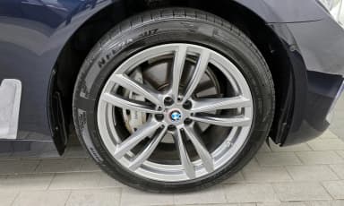 7 Series (G11)