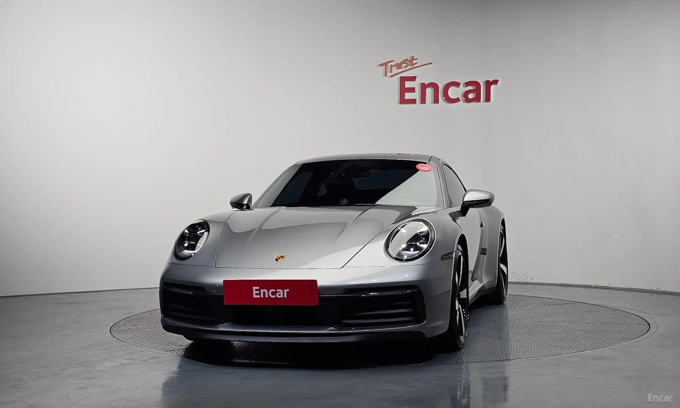 911 (992)