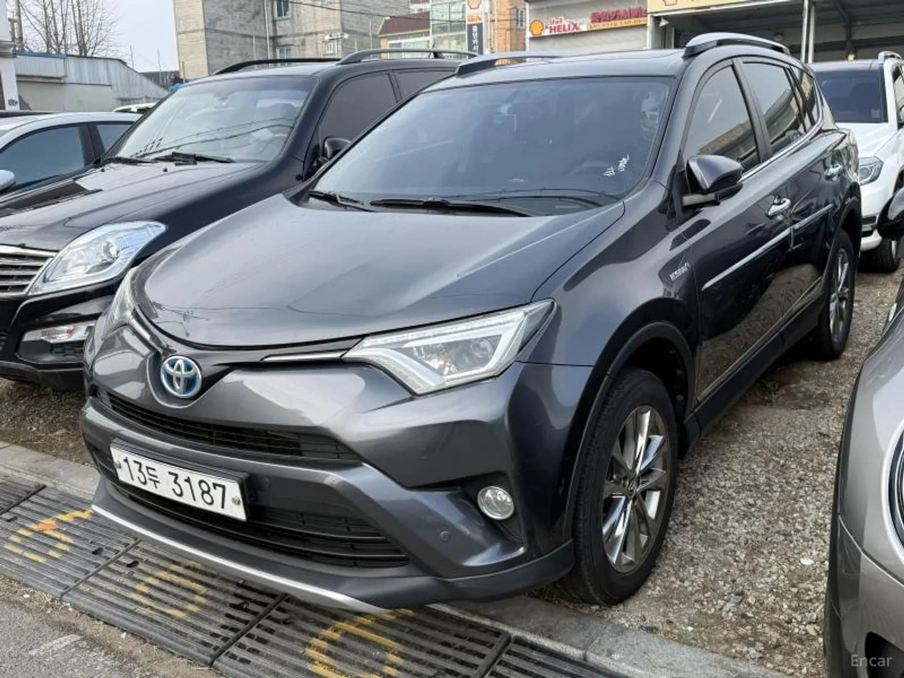 RAV4