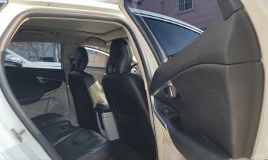 V40
