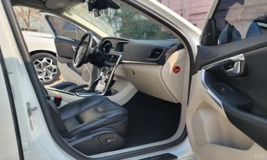 V40