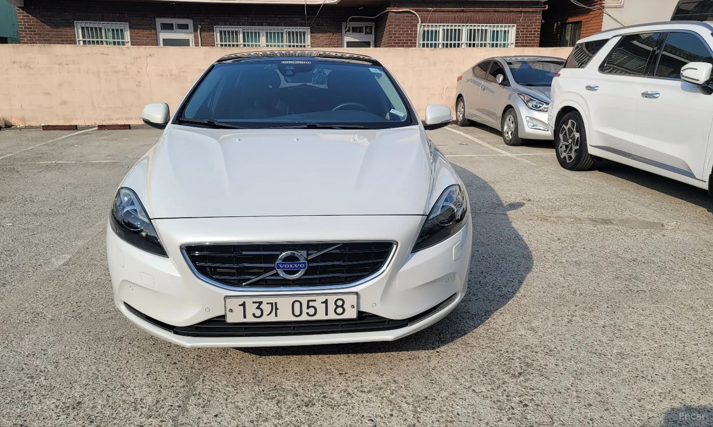 V40