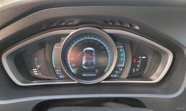V40