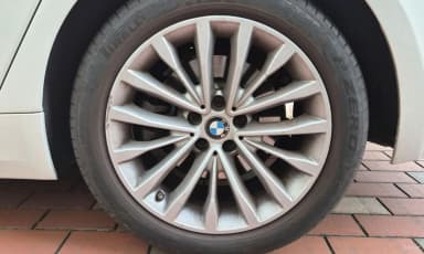 5 Series (G30)