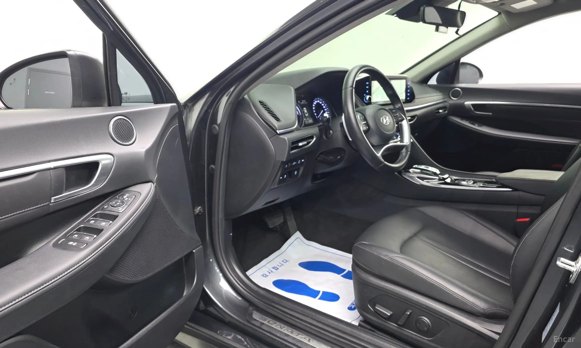 Sonata Hybrid (DN8)