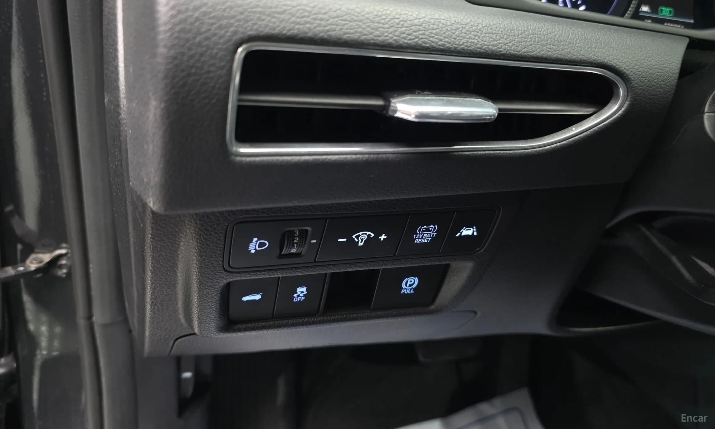 Sonata Hybrid (DN8)