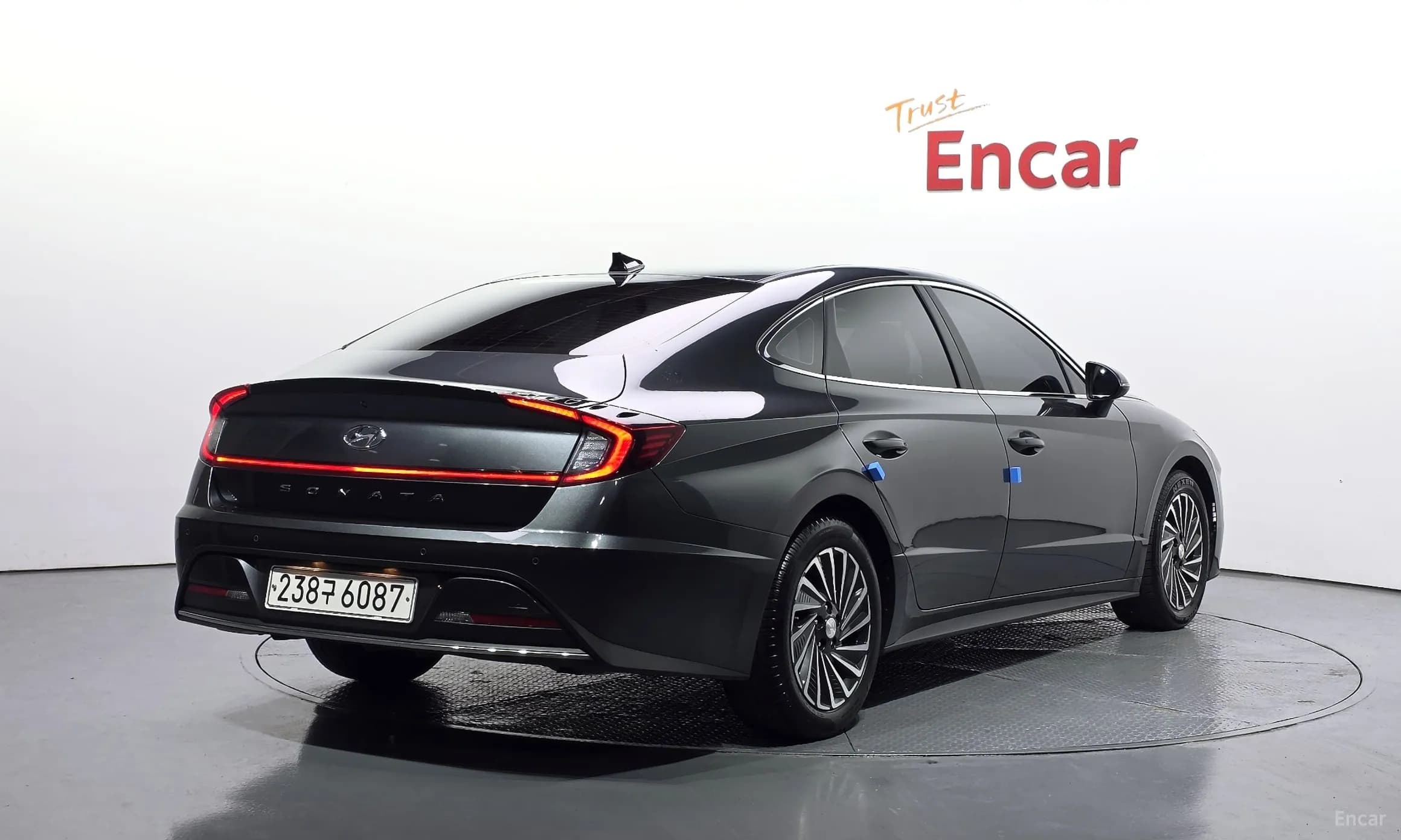 Sonata Hybrid (DN8)